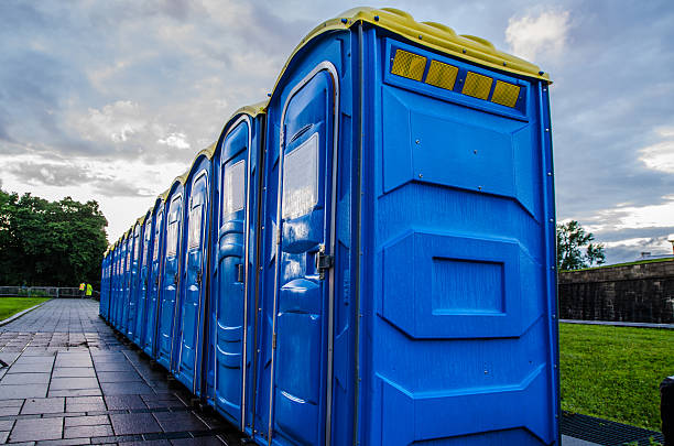 Best Luxury portable toilet rental  in Alderton, WA